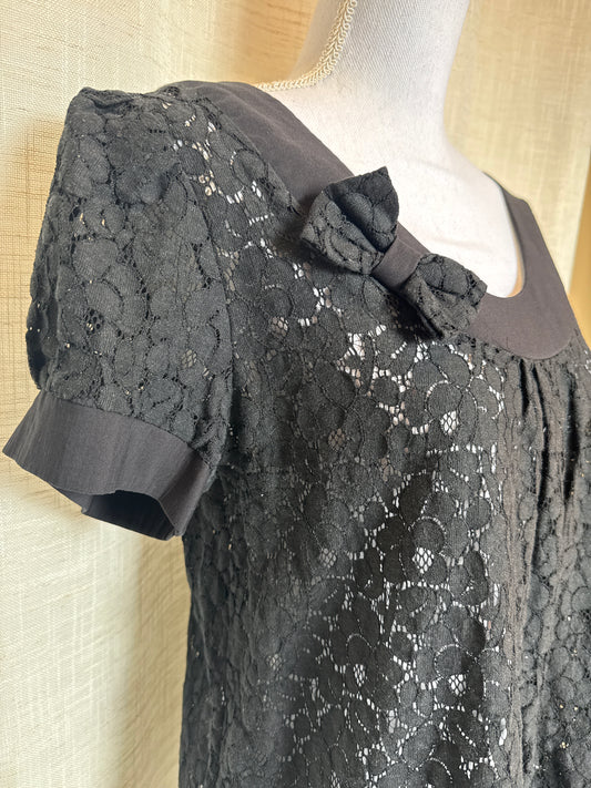 Top LA MODE EST À VOUS