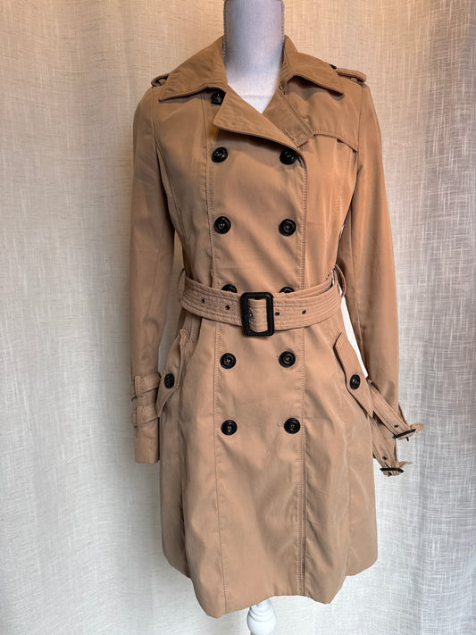 Trench CHIC et JEUNE