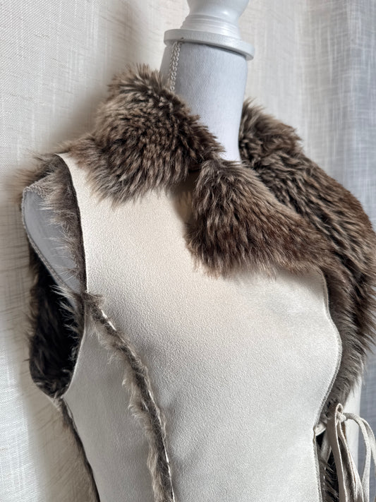 Veste fausse fourrure