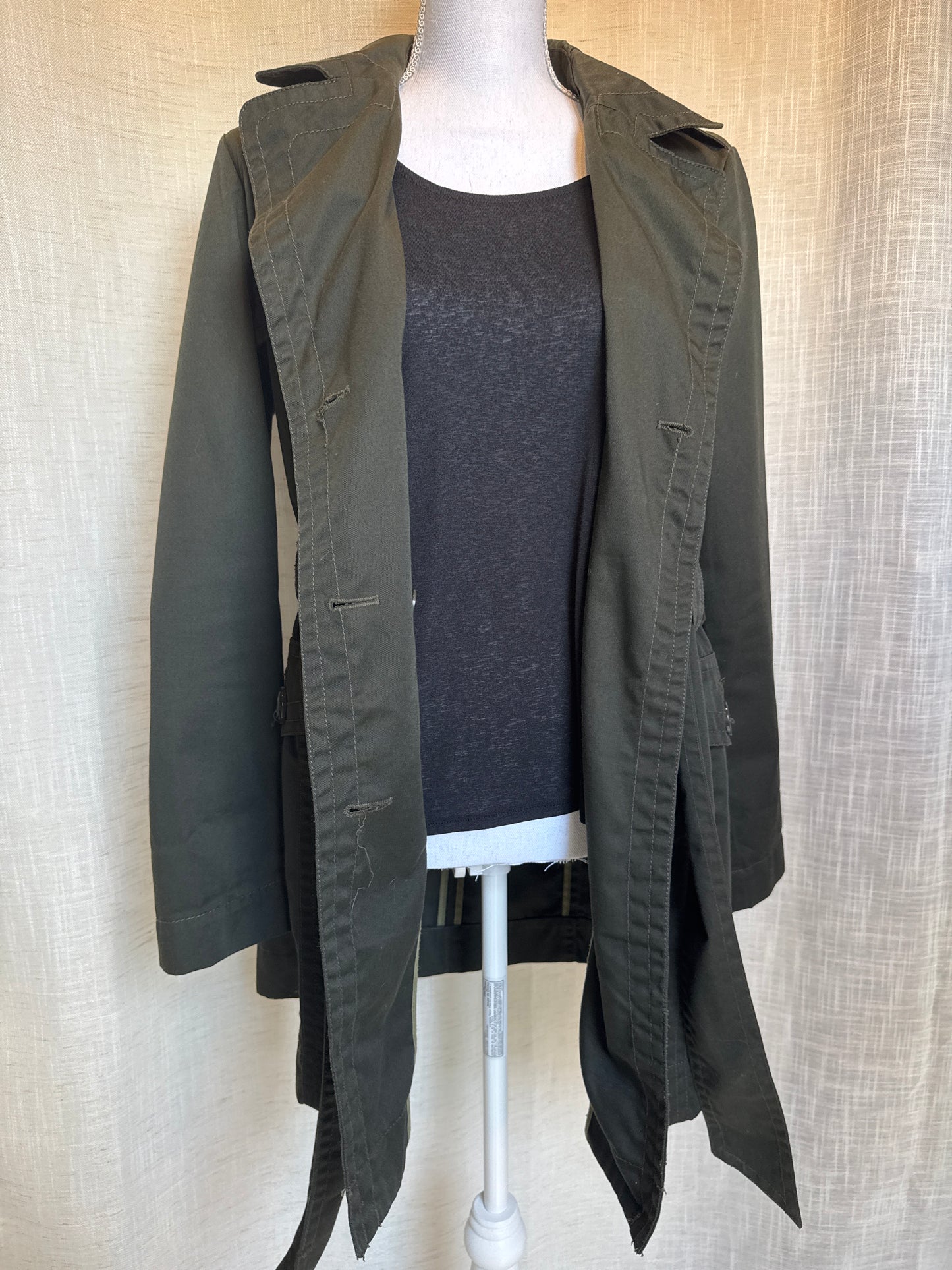 Trench BERSHKA