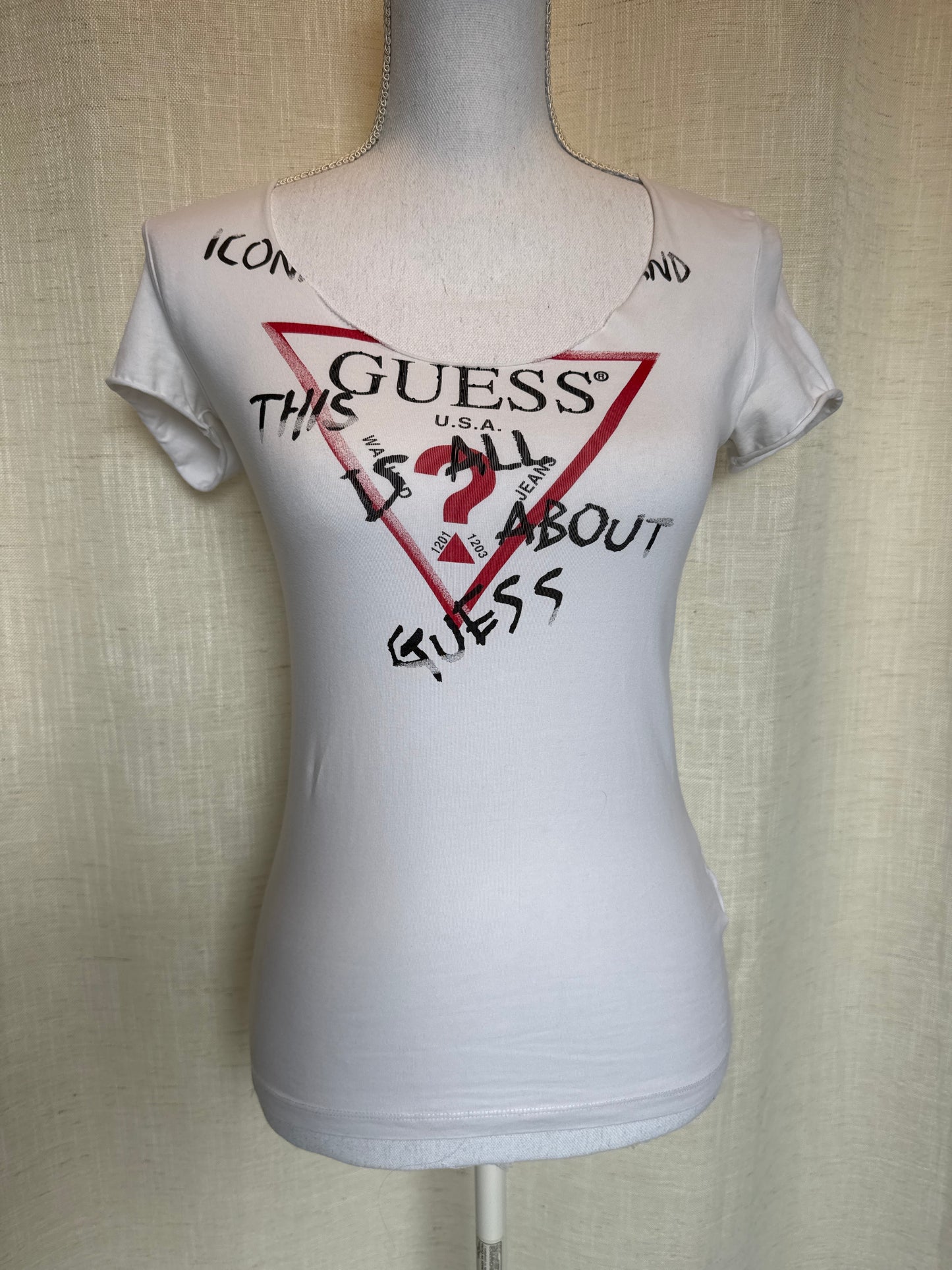 T-shirt GUESS