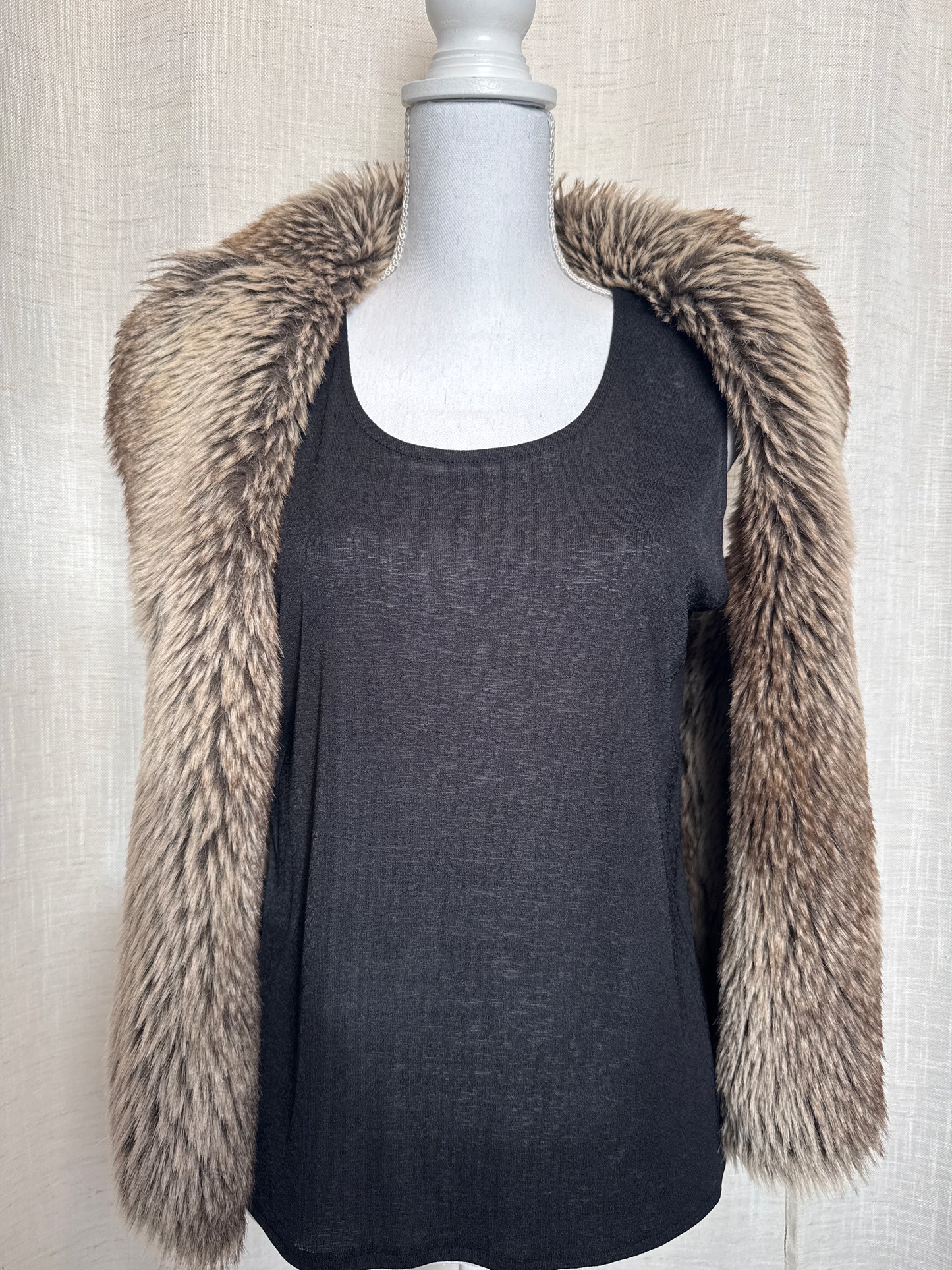 Veste fausse fourrure